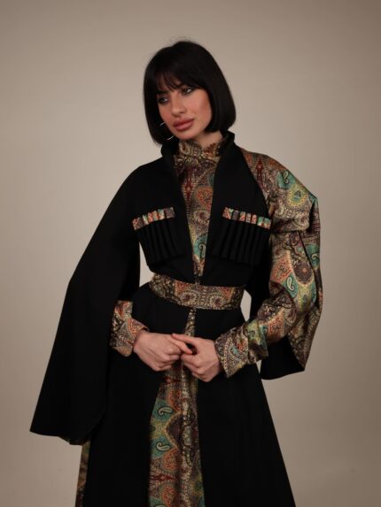 მოსასხამი დავლური და აბრეშუმის კაბა